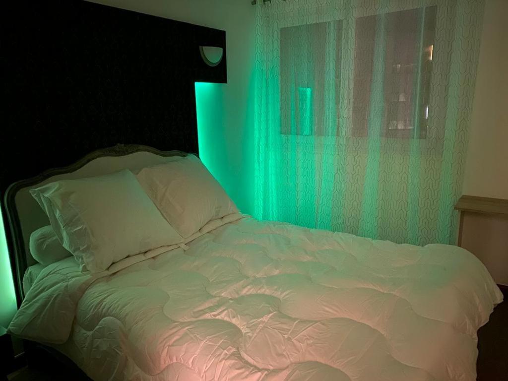 Chambre Dans Mon Magnifique Appartement Proche De Paris Vitry-sur-Seine Exteriör bild